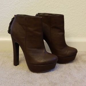 Colin Stuart Ankle Booties